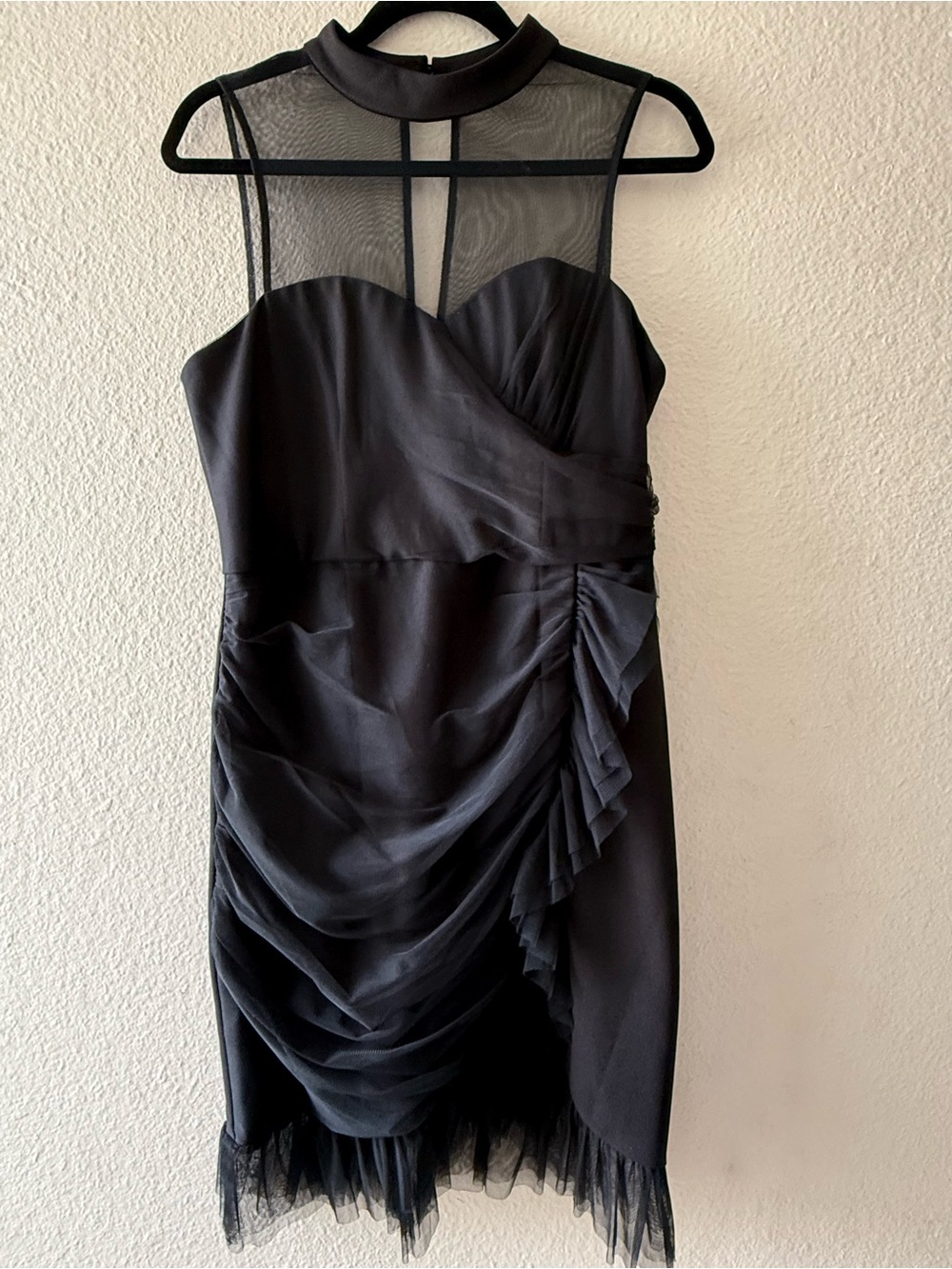 Bebe Black Sleeveless Lace Ruched Sheath Dress Size 12